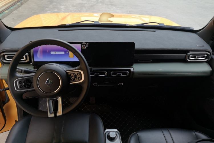 Used Baojun Spark 2023 Flagship Edition Center Console