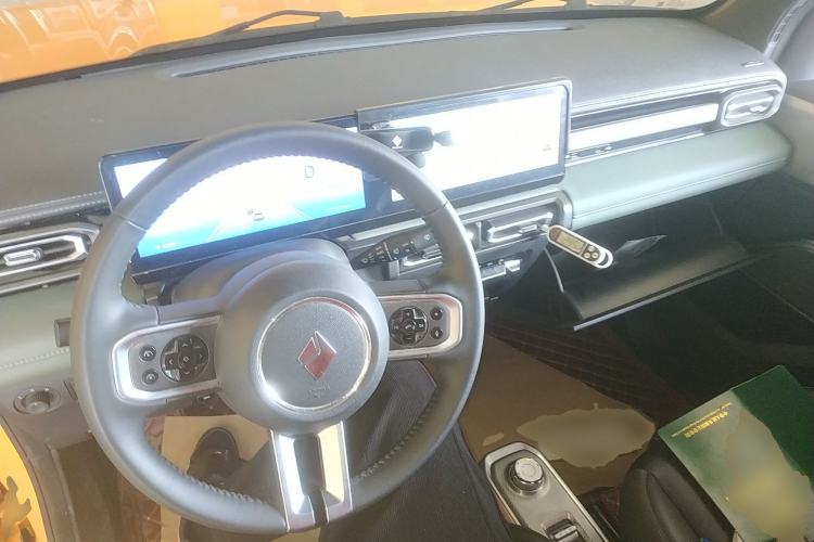 Used Baojun Spark 2023 Flagship Edition Center Console