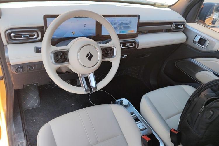 Used Baojun Spark 2023 Flagship Edition Center Console