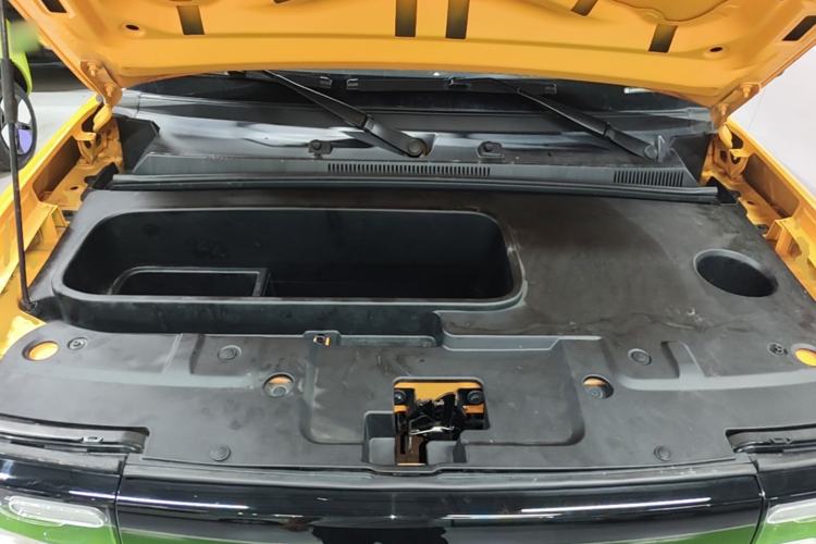Used Baojun Spark 2023 Intelligent Premium Edition Engine Bay