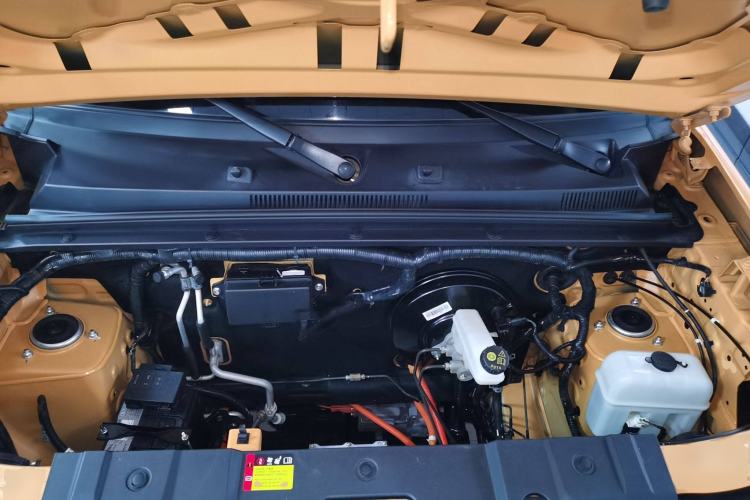 Used Baojun Spark 2023 Flagship Edition Engine Bay
