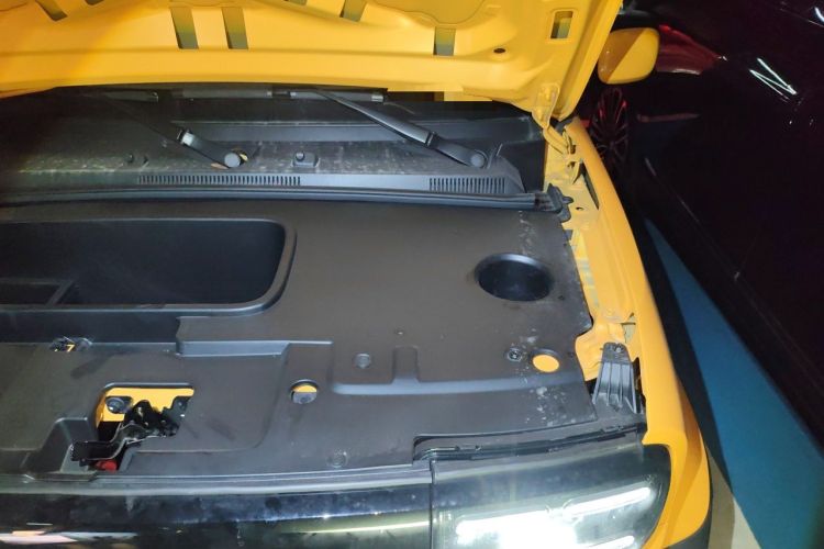Used Baojun Spark 2023 Intelligent Premium Edition Engine Bay Left