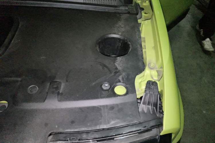 Used Baojun Spark 2023 Flagship Edition Engine Bay Left