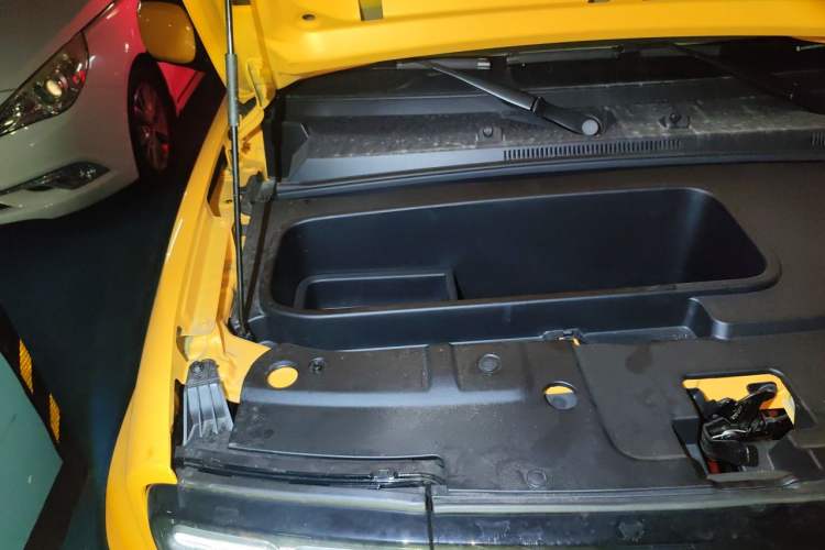 Used Baojun Spark 2023 Intelligent Premium Edition Engine Bay Right