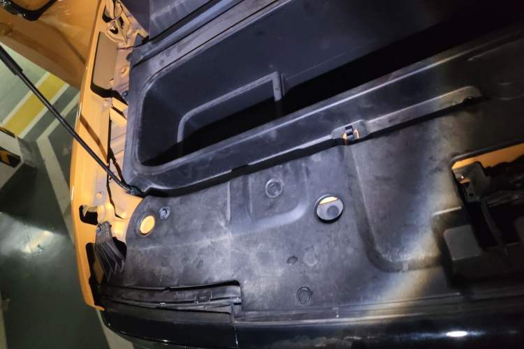 Used Baojun Spark 2023 Intelligent Premium Edition Engine Bay Right