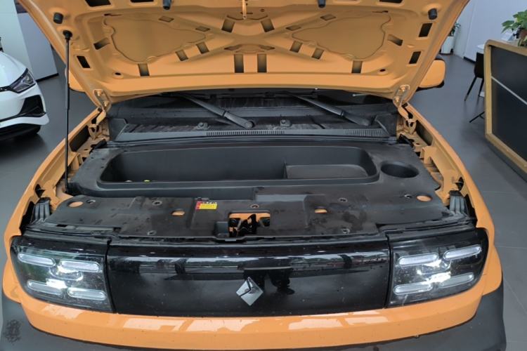 Used Baojun Spark 2023 Flagship Edition Engine Bay
