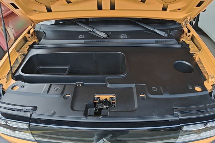 Used Baojun Spark 2023 Intelligent Premium Edition Engine Bay