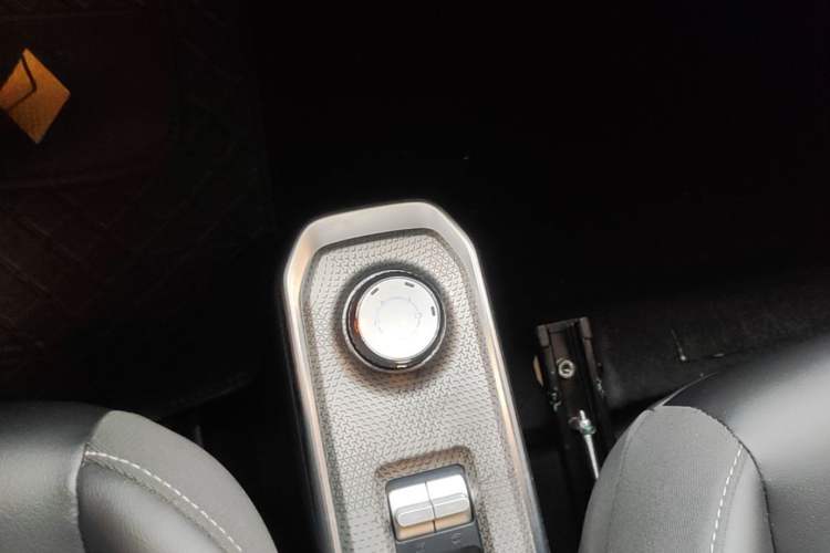 Used Baojun Spark 2023 Intelligent Premium Edition Gear Lever