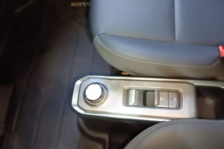 Used Baojun Spark 2023 Flagship Edition Gear Lever