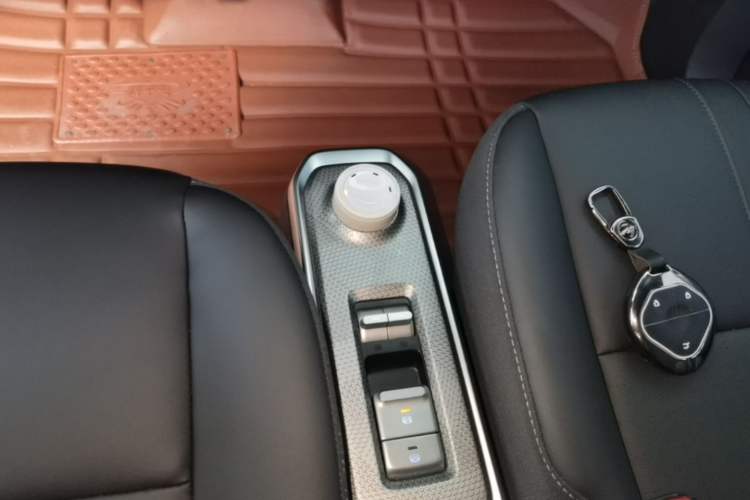 Used Baojun Spark 2023 Intelligent Premium Edition Gear Lever