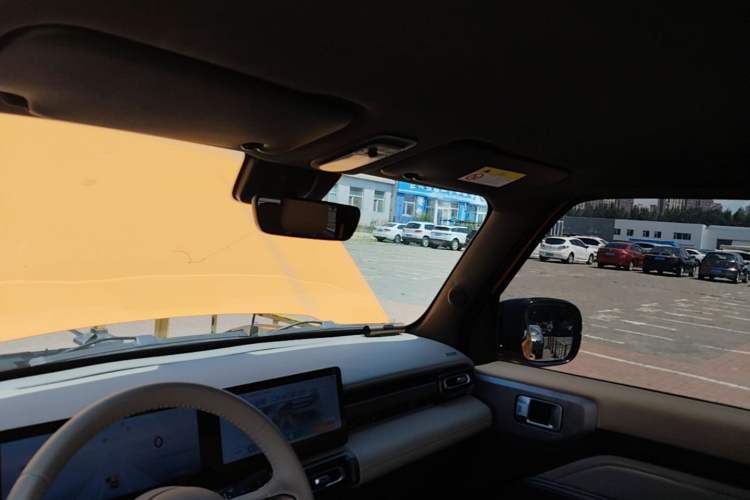 Used Baojun Spark 2023 Flagship Edition Headliner