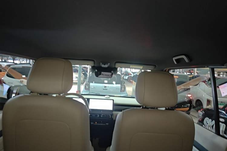 Used Baojun Spark 2023 Intelligent Premium Edition Headliner