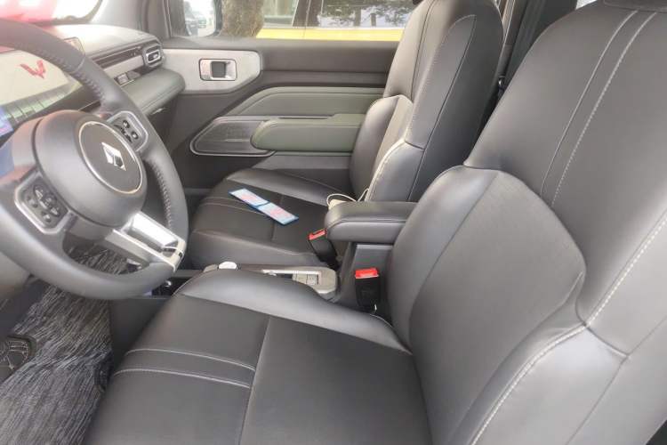 Used Baojun Spark 2023 Intelligent Premium Edition Left Front Seat