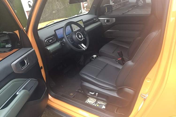 Used Baojun Spark 2023 Flagship Edition Left Front Seat
