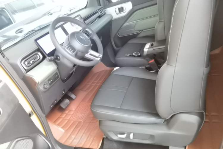 Used Baojun Spark 2023 Intelligent Premium Edition Left Front Seat
