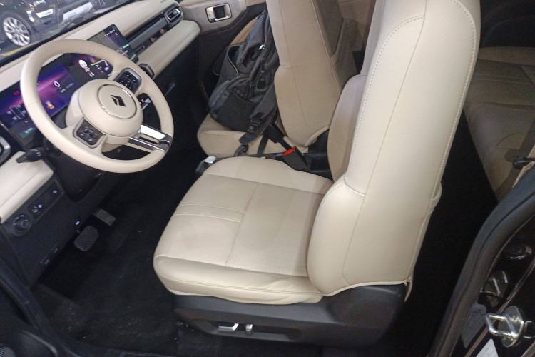 Used Baojun Spark 2023 Intelligent Premium Edition Left Front Seat