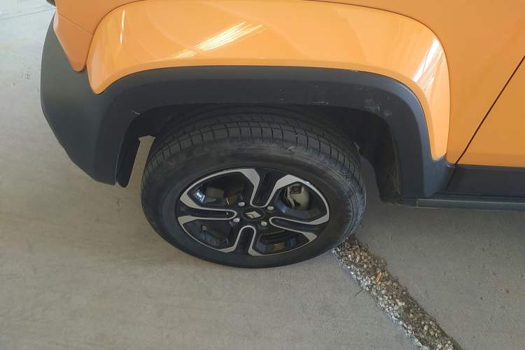 Used Baojun Spark 2023 Flagship Edition Left Front Wheel Hub