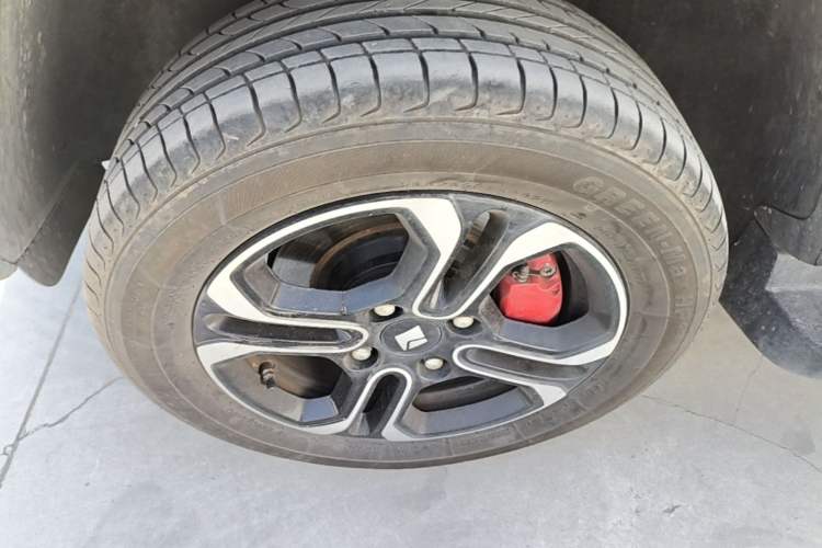 Used Baojun Spark 2023 Intelligent Premium Edition Left Front Wheel Hub