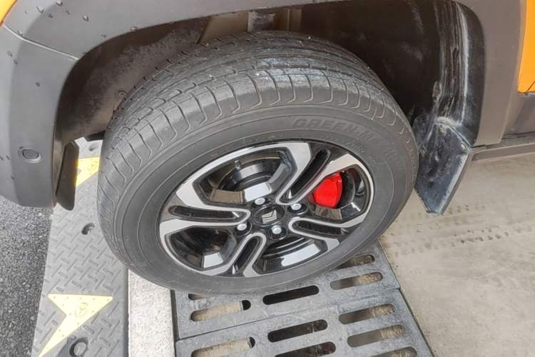 Used Baojun Spark 2023 Intelligent Premium Edition Left Front Wheel Hub