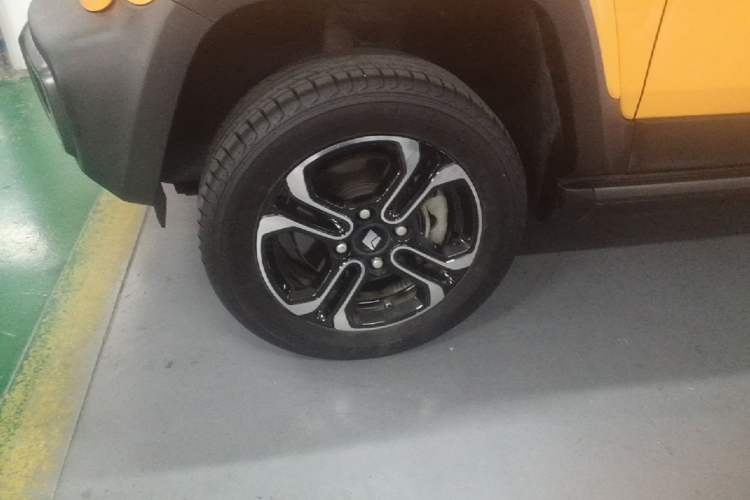 Used Baojun Spark 2023 Flagship Edition Left Front Wheel Hub