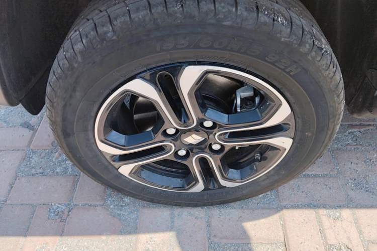 Used Baojun Spark 2023 Flagship Edition Left Front Wheel Hub
