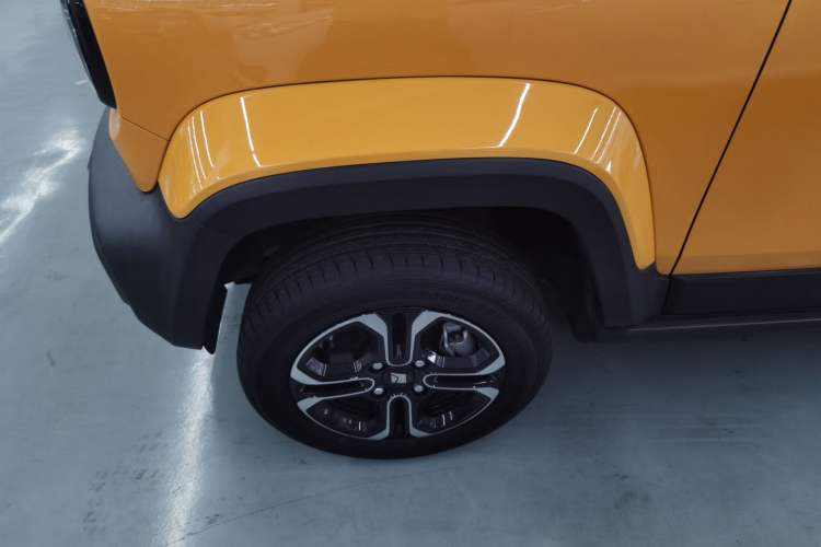 Used Baojun Spark 2023 Flagship Edition Left Front Wheel Hub
