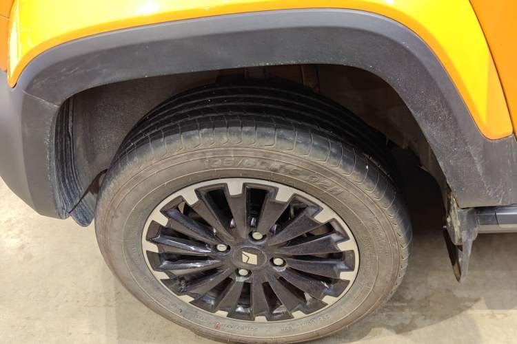 Used Baojun Spark 2023 Flagship Edition Left Front Wheel Hub