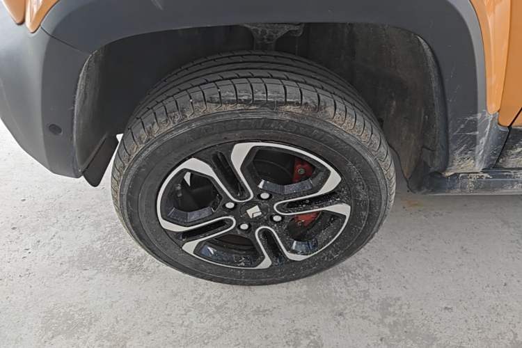 Used Baojun Spark 2023 Intelligent Premium Edition Left Front Wheel Hub