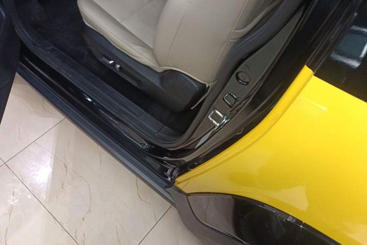 Used Baojun Spark 2023 Intelligent Premium Edition Left Rear Door Interior