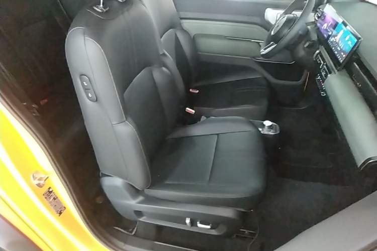 Used Baojun Spark 2023 Intelligent Premium Edition Right Front Seat