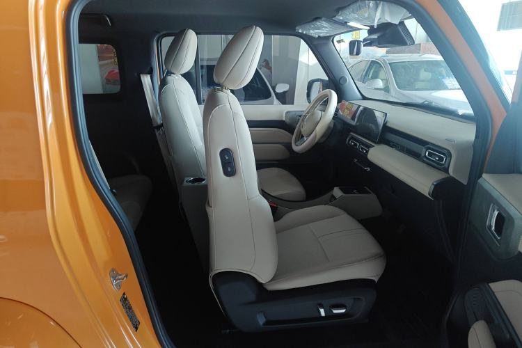 Used Baojun Spark 2023 Intelligent Premium Edition Right Front Seat