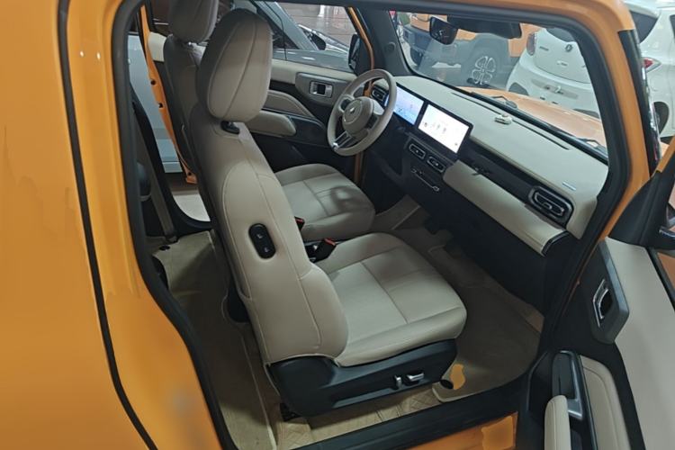 Used Baojun Spark 2023 Intelligent Premium Edition Right Front Seat