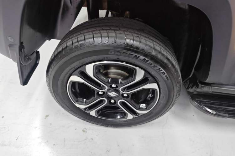 Used Baojun Spark 2023 Intelligent Premium Edition Right Rear Wheel Hub