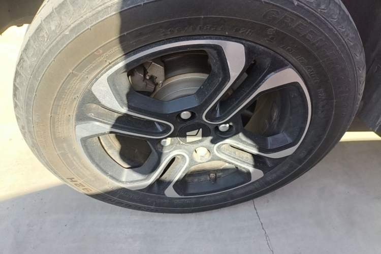 Used Baojun Spark 2023 Intelligent Premium Edition Right Rear Wheel Hub