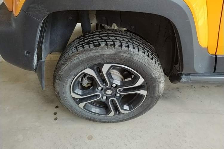 Used Baojun Spark 2023 Intelligent Premium Edition Right Rear Wheel Hub