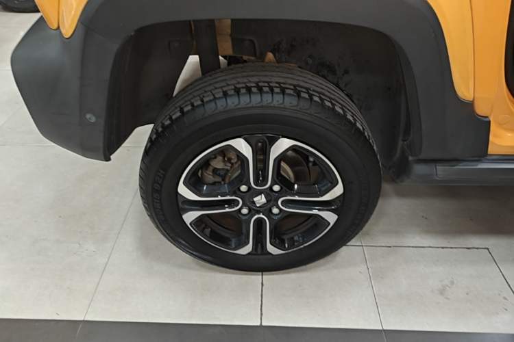 Used Baojun Spark 2023 Intelligent Premium Edition Right Rear Wheel Hub