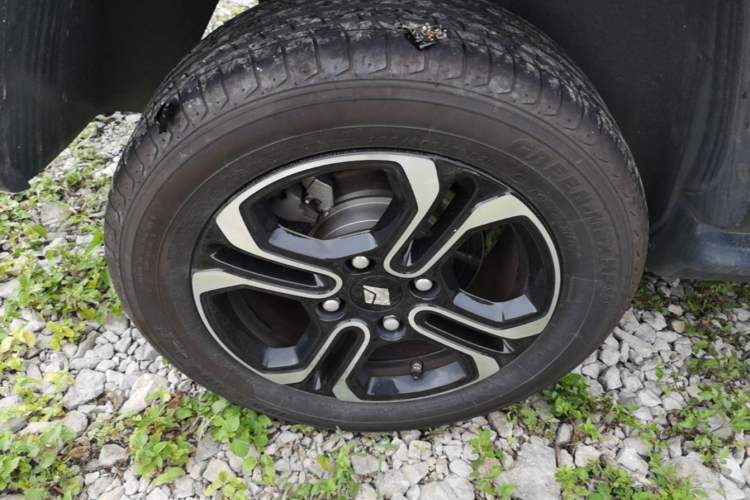 Used Baojun Spark 2023 Intelligent Premium Edition Right Rear Wheel Hub