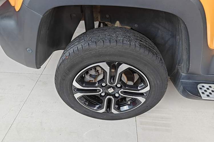 Used Baojun Spark 2023 Intelligent Premium Edition Right Rear Wheel Hub