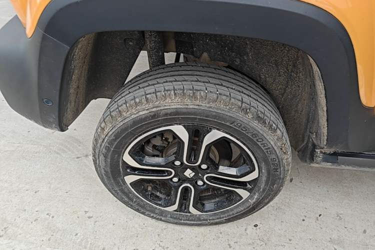 Used Baojun Spark 2023 Intelligent Premium Edition Right Rear Wheel Hub
