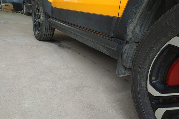 Used Baojun Spark 2023 Intelligent Premium Edition Right Side Sill