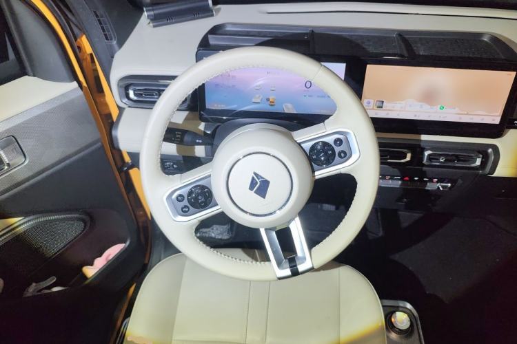 Used Baojun Spark 2023 Intelligent Premium Edition Steering Wheel
