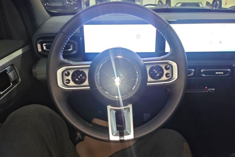 Used Baojun Spark 2023 Intelligent Premium Edition Steering Wheel