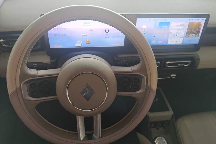 Used Baojun Spark 2023 Intelligent Premium Edition Steering Wheel