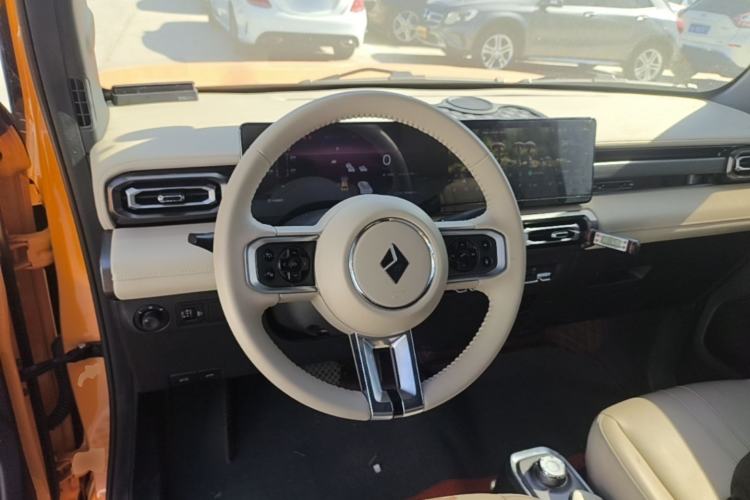 Used Baojun Spark 2023 Intelligent Premium Edition Steering Wheel