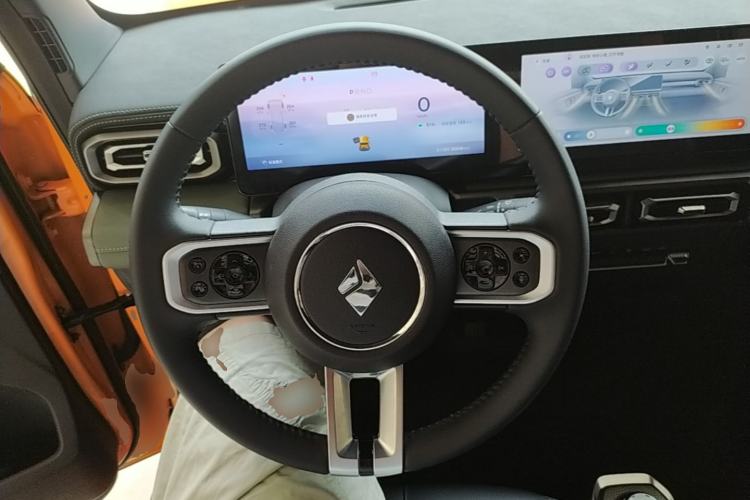 Used Baojun Spark 2023 Intelligent Premium Edition Steering Wheel
