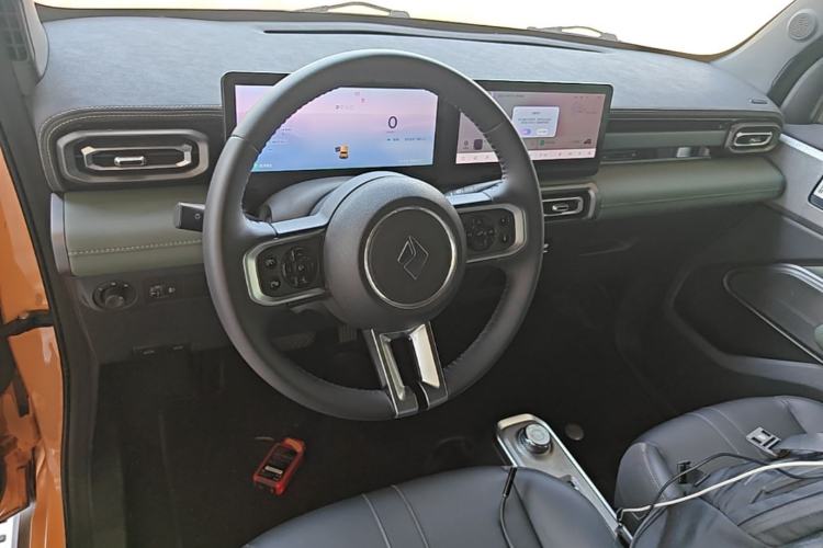 Used Baojun Spark 2023 Intelligent Premium Edition Steering Wheel