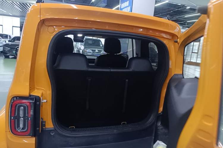 Used Baojun Spark 2023 Flagship Edition Trunk