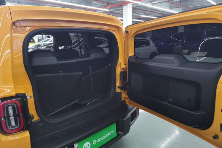 Used Baojun Spark 2023 Flagship Edition Trunk