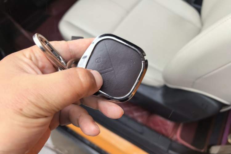 Used Baojun Spark 2023 Flagship Edition Vehicle Key