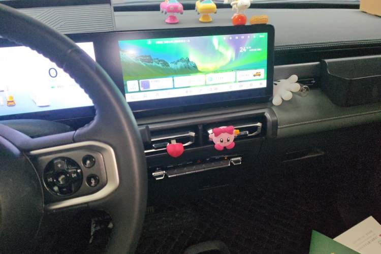Used Baojun Spark 2024 Intelligent Premium Edition Audio And AC Panel